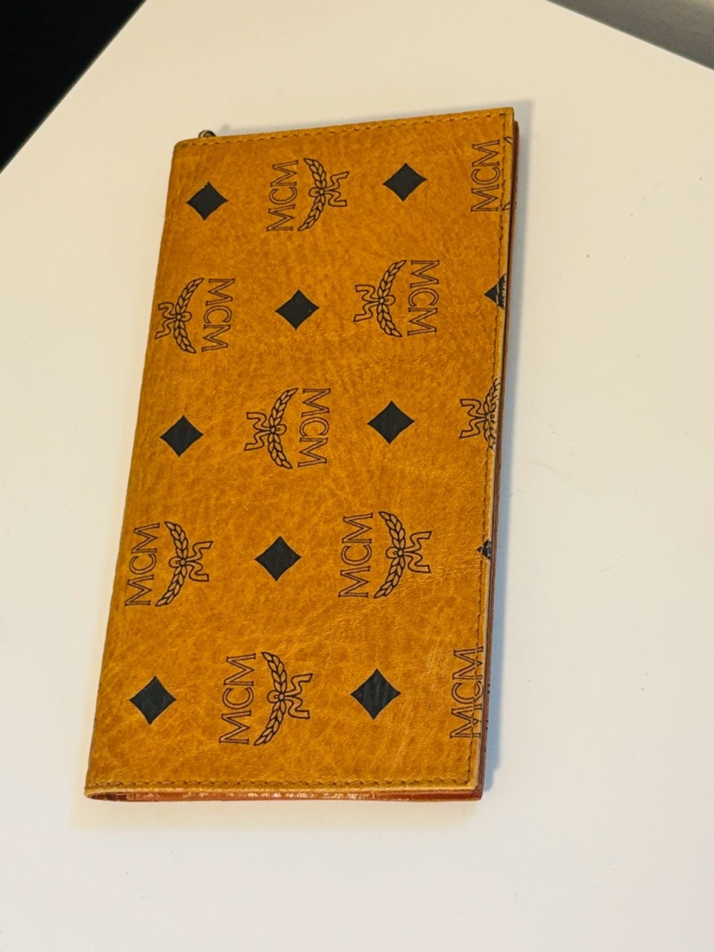 [MCM] Signature Logo Bi-Fold Long Continental Snap Button Wallet in Cognac Brown - Picture 6 of 16